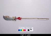 藏品(布袋戲道具-大刀)的圖片